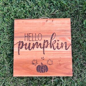 Wooden 'Hello Pumpkin' Sign